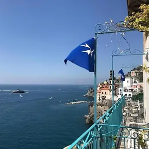 https://casa-gargano-ravello-amalfi-coast.hotels-amalfi.com